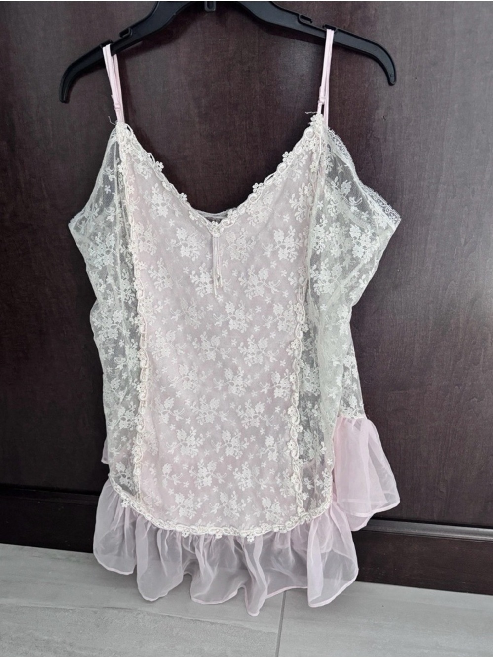 Vtg Sheer Pink Pearly Lace Coquette Slip Ruffled Trim Coachella Lace Slip